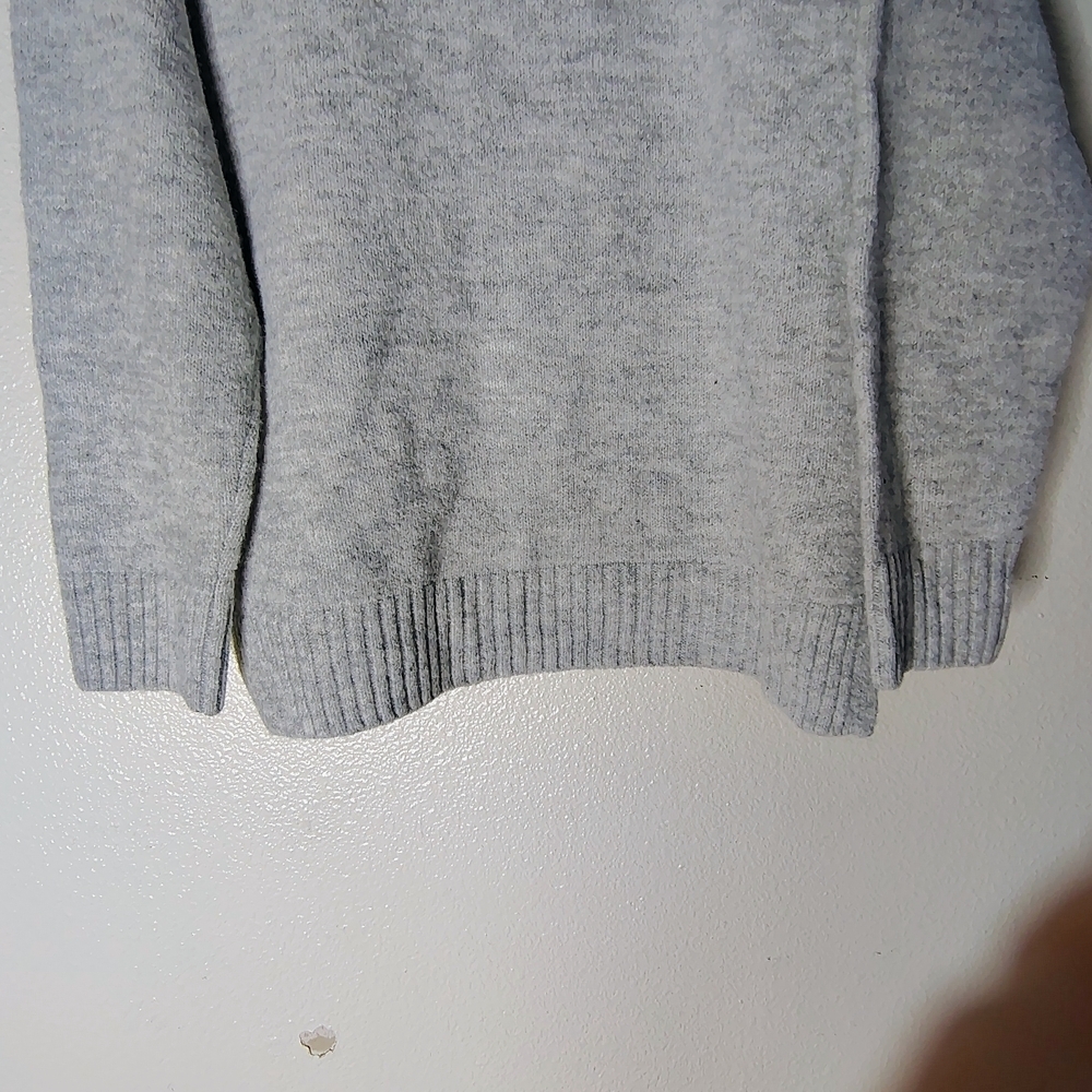 Wild Fable Women's Light Gray Collared V-Neck Long Sleeves Sweater Sz M New - Picture 14 of 15